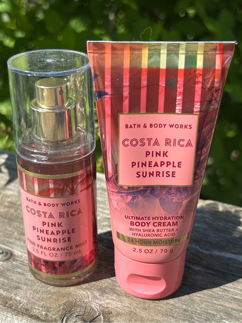 Bath & Body Works Costa Rica Pink Pineapple Sunrise Travel Set
New!